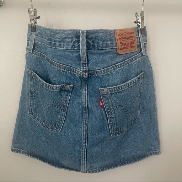 Levi’s Icon Skirt - Picture 2 of 10